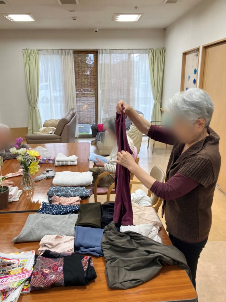 家事手伝いのサムネイル画像