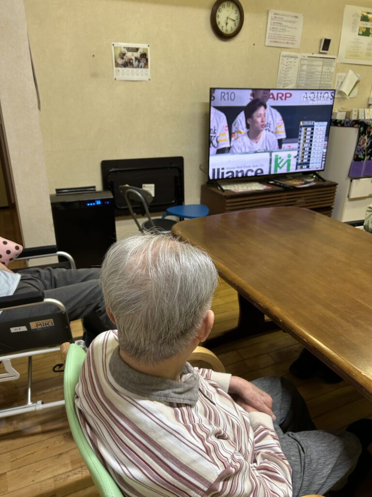 野球中継のサムネイル画像